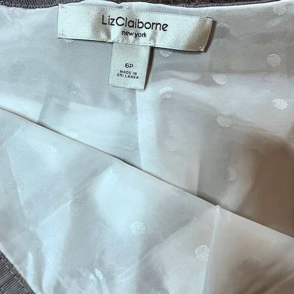 Women's Gray Buffalo Plaid Pleated‎ Circle Skirt 6 Petite Liz Claiborne - Picture 5 of 6